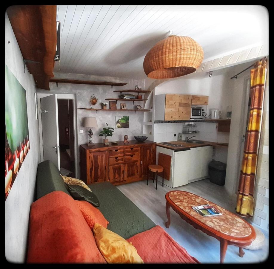 Studio Cosy Rennes-Les-Bains Apartment Exterior photo